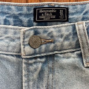 Abercrombie & fitch light wash denim shorts